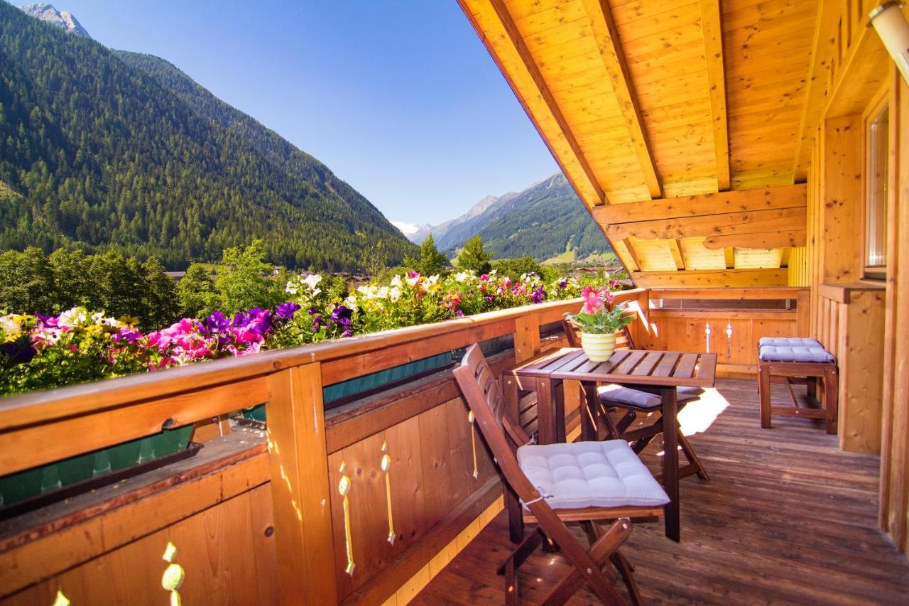 Haus Salchner Lägenhet Neustift im Stubaital Exteriör bild