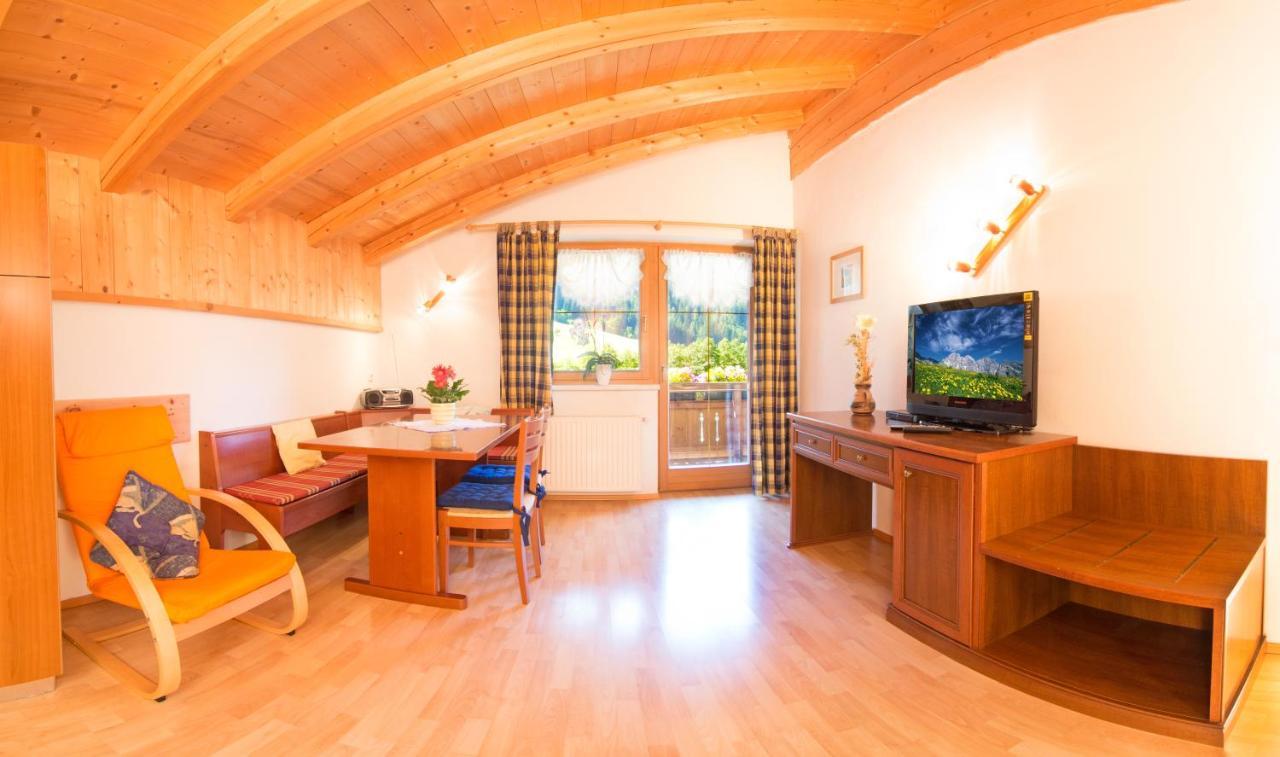 Haus Salchner Lägenhet Neustift im Stubaital Exteriör bild