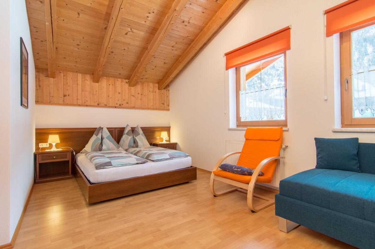 Haus Salchner Lägenhet Neustift im Stubaital Exteriör bild